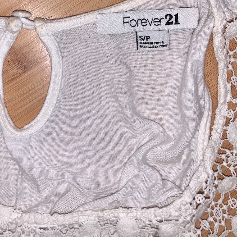 Crocheted/Lace White Top - Picture 4 of 5